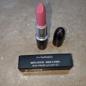 MAC Matte Lipstick 💄- MEHR